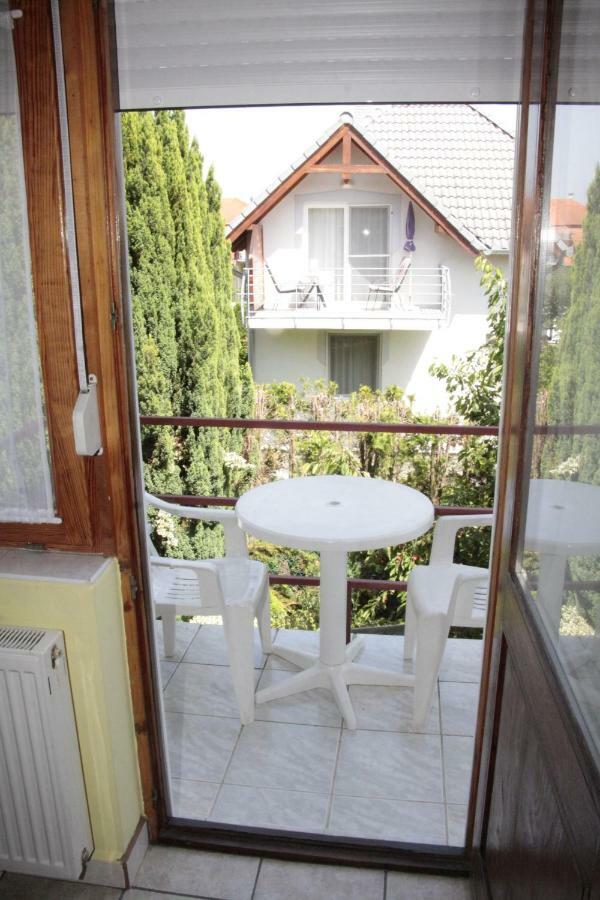 Fox Apartmanok Heviz Exterior photo