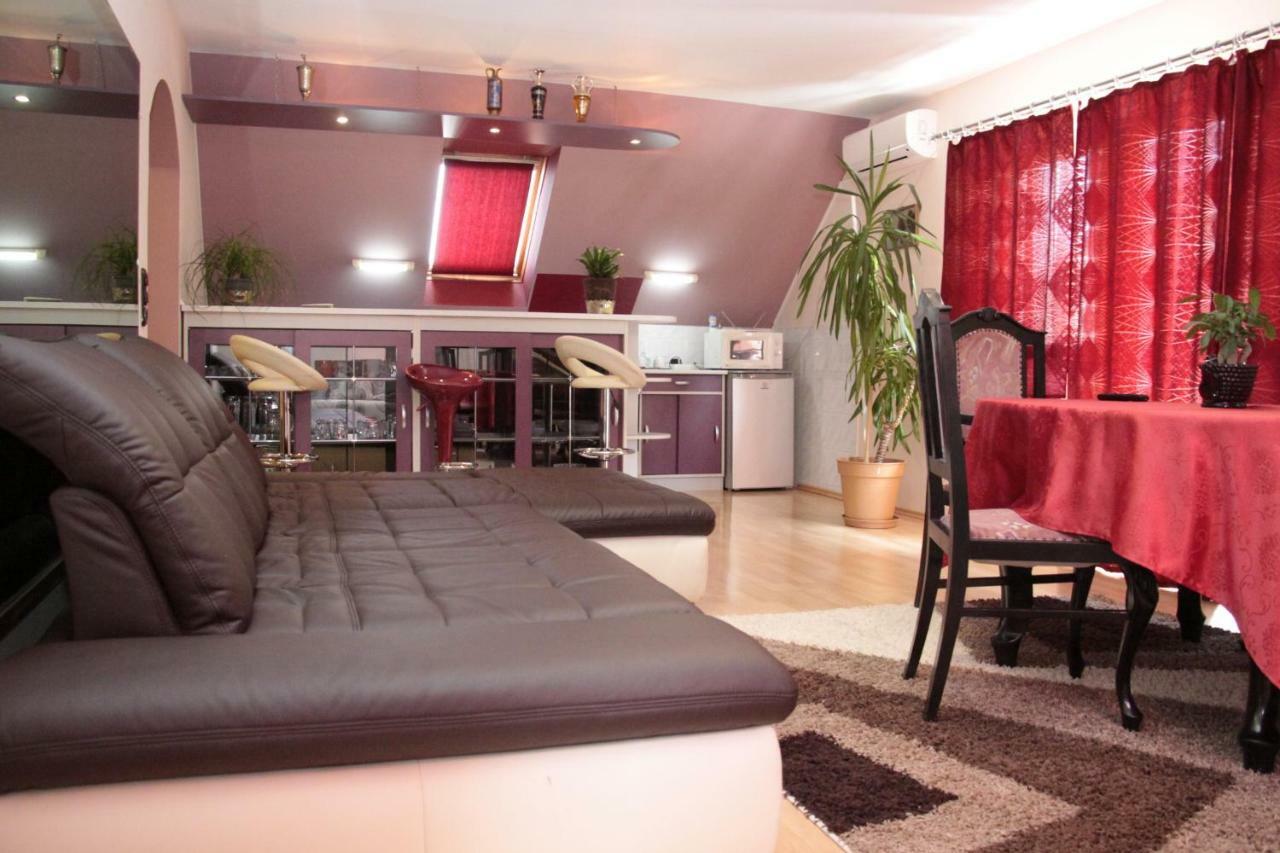 Fox Apartmanok Heviz Exterior photo
